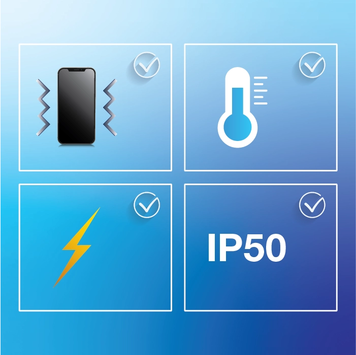 Quatro quadrados são organizados em uma grade 2x2 em um fundo azul gradiente. O quadrado superior esquerdo contém um smartphone com linhas em zigue-zague em ambos os lados, indicando vibração, e uma marca de seleção no canto. O quadrado superior direito apresenta um ícone de termômetro com uma marca de seleção, sugerindo a funcionalidade de temperatura. O quadrado inferior esquerdo mostra um raio amarelo com uma marca de seleção, representando a capacidade elétrica ou de carregamento. O quadrado inferior direito exibe IP50 com uma marca de seleção, referindo-se a uma classificação de proteção de entrada.