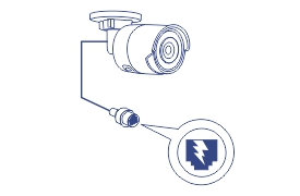 Dargestellt ist eine Überwachungskamera mit einem Kabel, das von ihr ausgeht und zu einem Stecker führt. In einer vergrößerten Ansicht des Steckers wird ein Symbol angezeigt, das auf Power over Ethernet (PoE) hinweist.